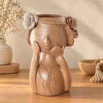 Vaso Menina dos Sonhos com Flor – Naide e Juca
