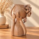 Vaso Menina dos Sonhos com Flor – Naide e Juca