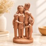 Escultura Família 1 Filho e 1 Filha – Nildo de Zezinho